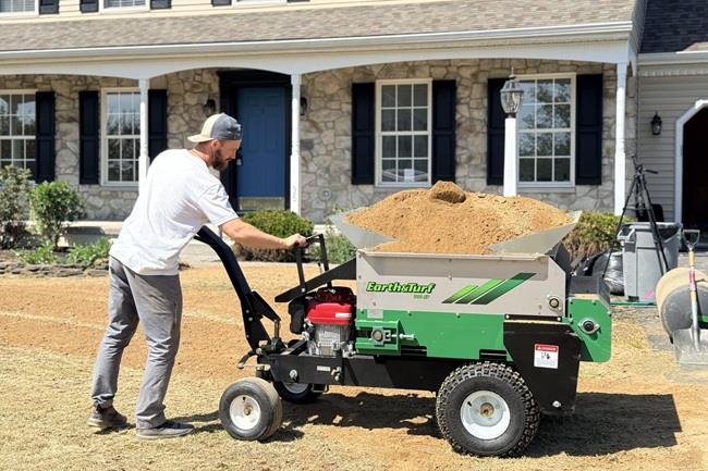 Rental store for Topdresser, Self Propelled with Brush in Monroe LA